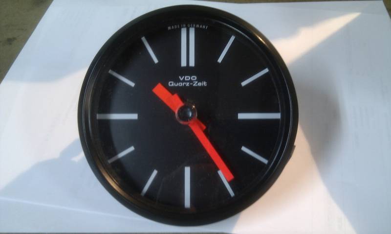 Reloj horario VDO