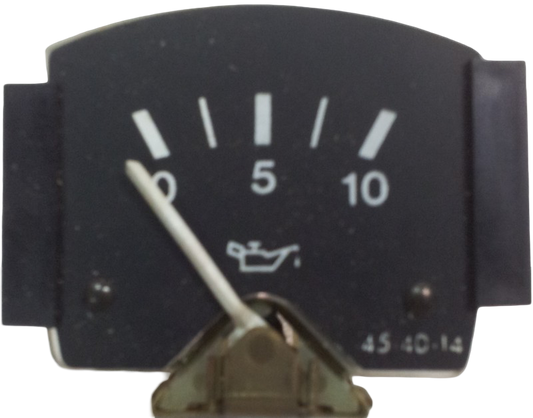 Manómetro. Reloj de presión de aceite