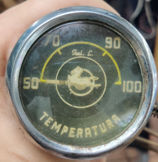Pegaso Barajas Temperaturuhr