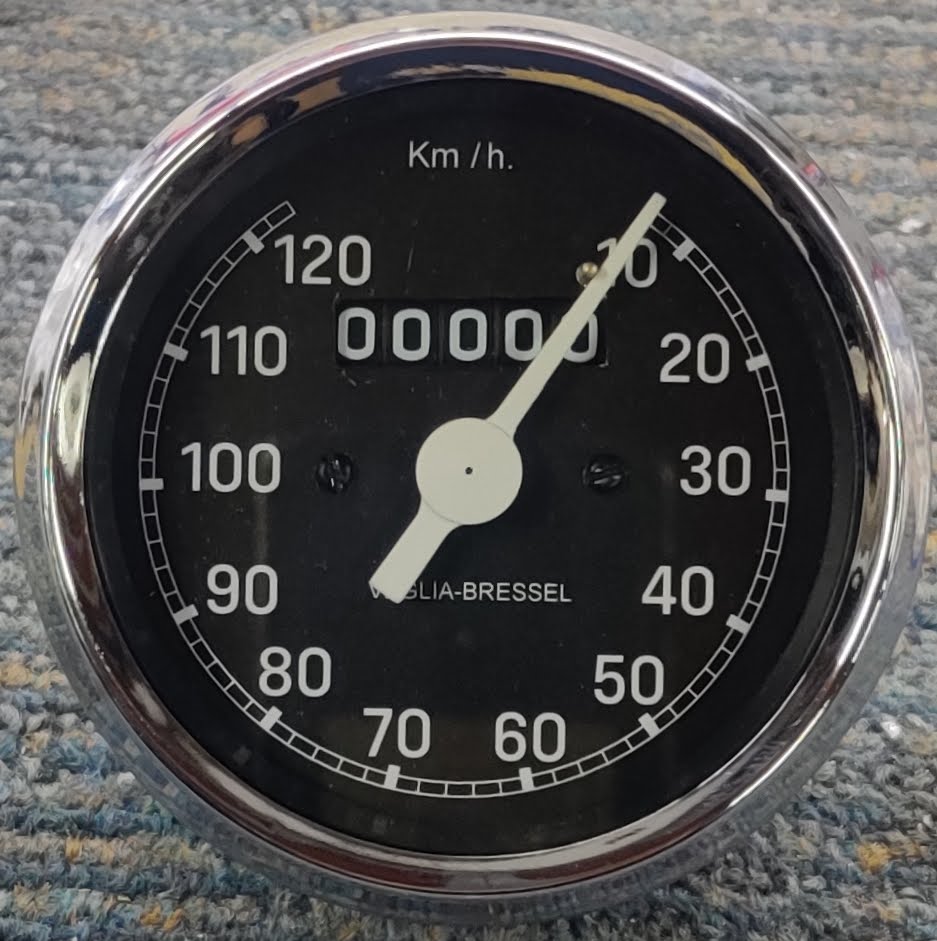 Geschwindigkeitsmesser/Kilometerzähler. Jeep Viasa