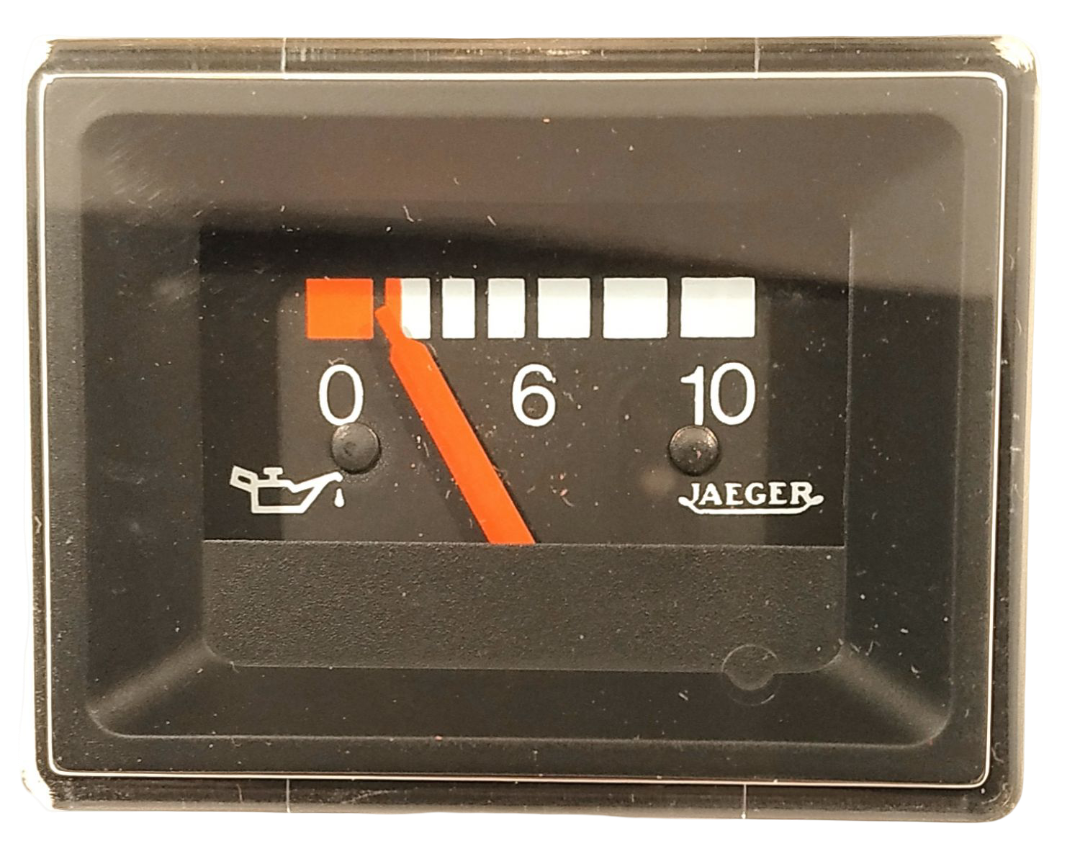 Jaeger oil pressure gauge.