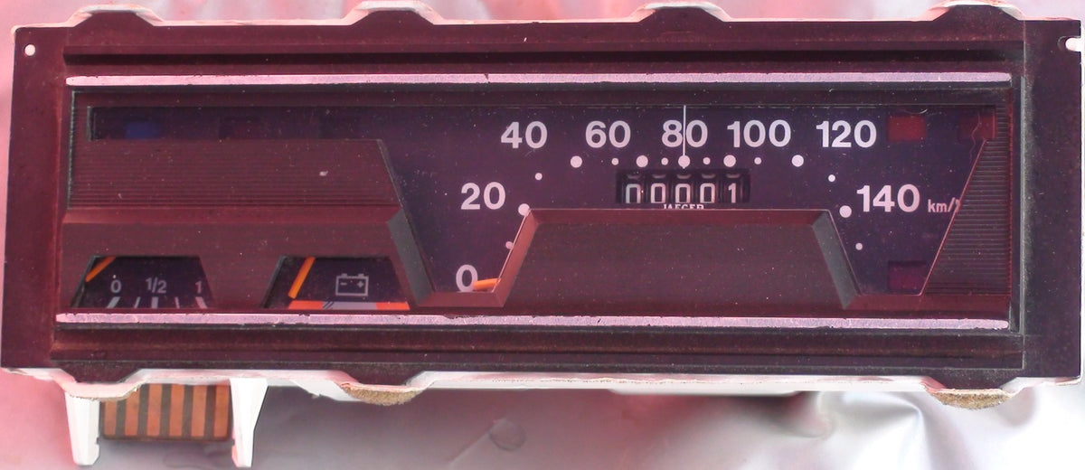 Renault R-6 Instrument Panel