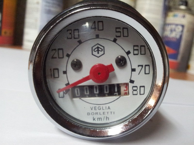 Geschwindigkeitsmesser/Kilometerzähler. Vespa 50 n