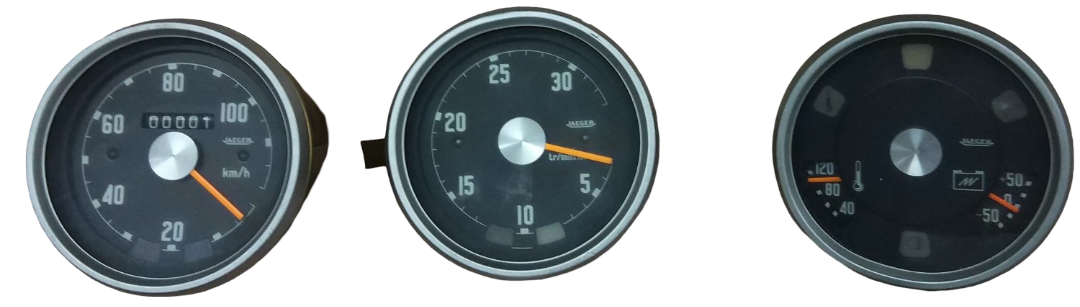 Speedometer, tachometer, and thermometer with ammeter. Pegaso