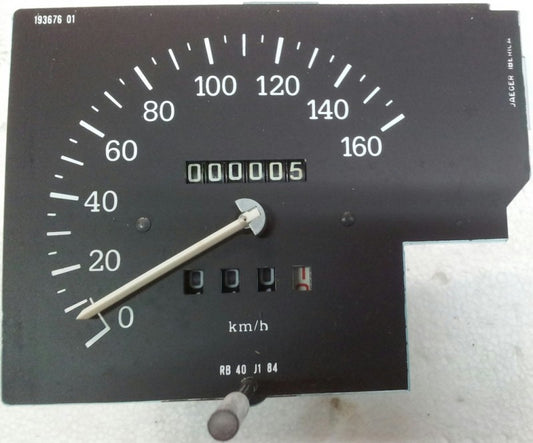 Speedometer/odometer. Renault Supercinco TL