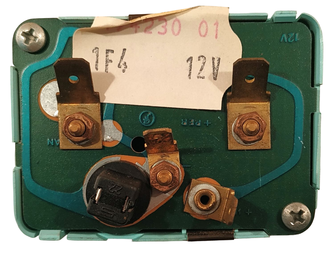 Jaeger oil pressure gauge.