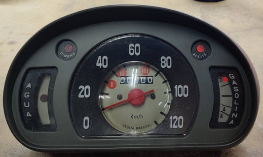 Instrumententafel von Seat/Fiat 600 (Baujahr 2006)