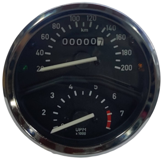 Speedometer and tachometer. BMW R60/5