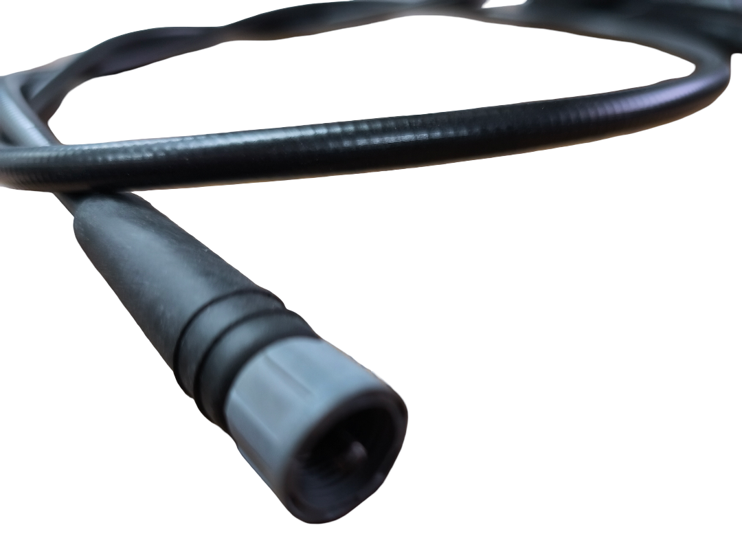 Cable y funda cuentakm. Derbi Urban