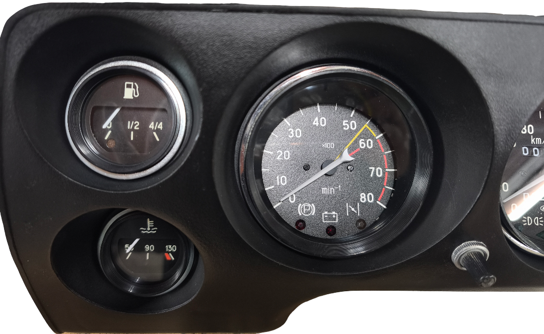 Lada Niva instrument panel