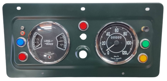 Instrumententafel des Land Rover Santana
